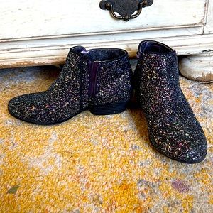Cute Sam Edelman sparkly booties size 2 practically brand new!
